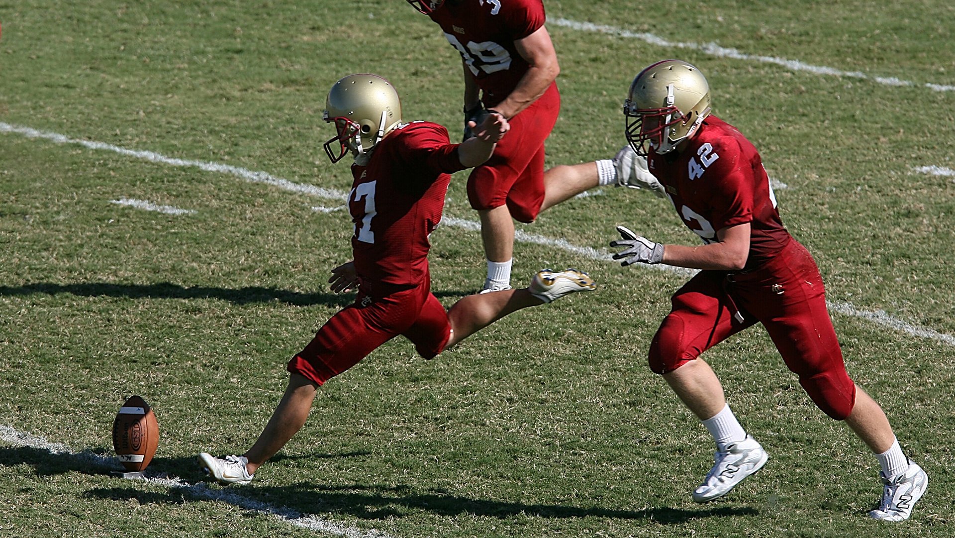 快船球迷组织创建官方播客频道，讨论球队走向，快船主场球迷